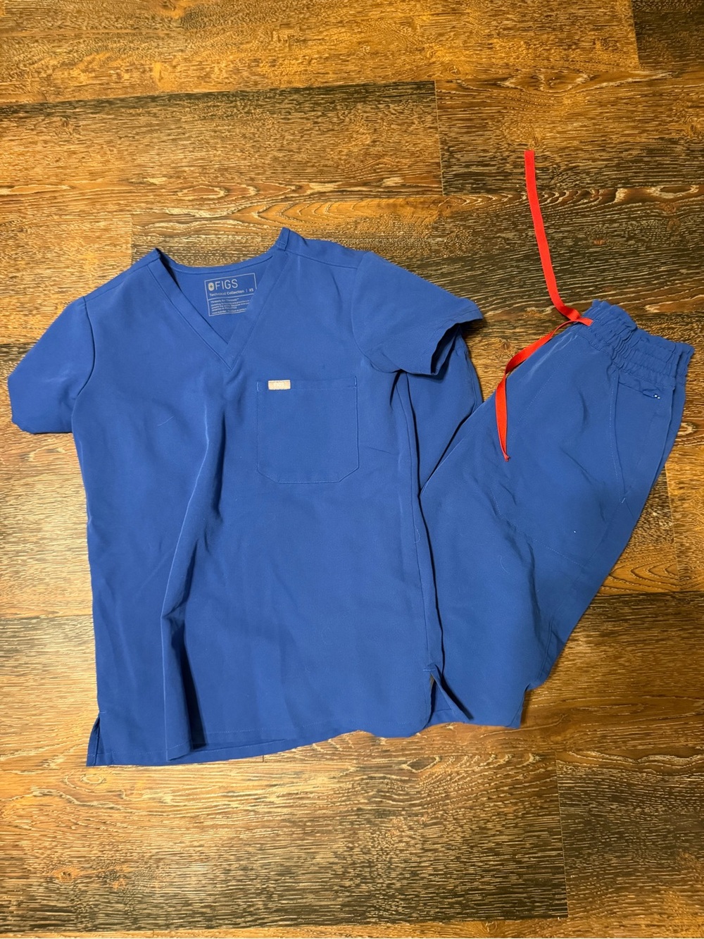 Figs Scrub Set